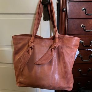 Frye Nora knotted tote apricot